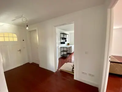Ein Bett oder Betten in einem Zimmer der Unterkunft Get-your-flat - Mansard-Wohnung in Villa 3 Zr Kü Bad, 85 m2, bis 4 Gäste , Haustier auf Anfrage - ruhig & naturnah - TOP