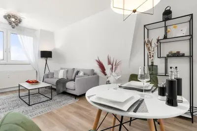 Ein Sitzbereich in der Unterkunft Maracoón - Suite Studios 1 Krefeld Uerdingen I 20 Min zur Messe