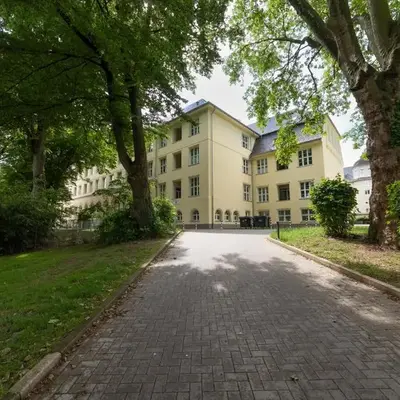 Lunas Appartements in der alten Schule Essen