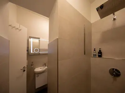 Ein Badezimmer in der Unterkunft JayBnB - Apartment in zentraler Lage zur Dortmunder Innenstadt
