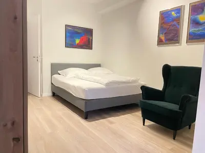 Ein Bett oder Betten in einem Zimmer der Unterkunft JayBnB - Office Apartment zentral zur Dortmunder Innenstadt