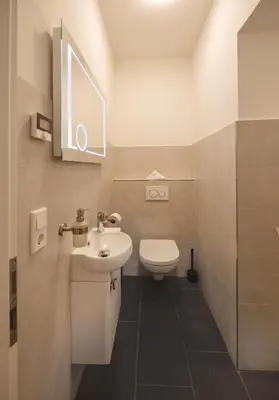 Ein Badezimmer in der Unterkunft JayBnB - Office Apartment zentral zur Dortmunder Innenstadt