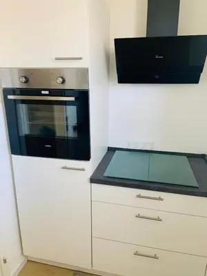 Küche/Küchenzeile in der Unterkunft Skandi-Home Wohnung ruhige Lage NEU - Düsseldorf Nord
