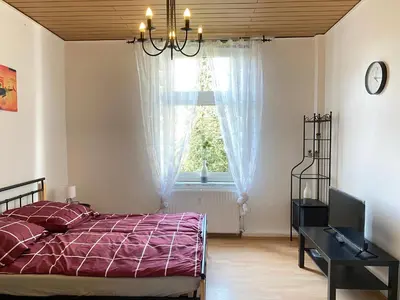 Ein Bett oder Betten in einem Zimmer der Unterkunft Schöne Wohnung zwischen Uni Duisburg und Hbf