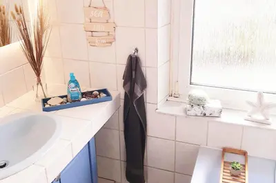 Ein Badezimmer in der Unterkunft CosyHomes24 - Workers apartment with parking space - VE01