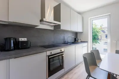 Küche/Küchenzeile in der Unterkunft Glück Auf Appartements Schleiermacherstraße Duisburg