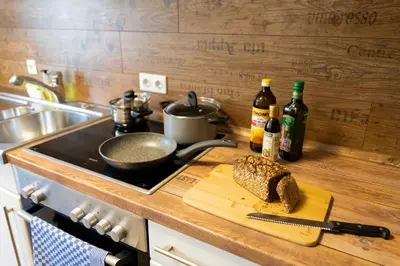 Küche/Küchenzeile in der Unterkunft Ferienwohnung für 4, mitten in Solingen