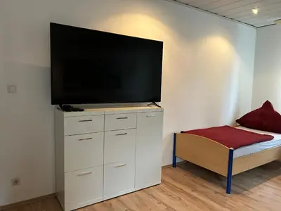 TV/Unterhaltungsangebot in der Unterkunft Monteur Residenz