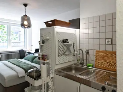 Küche/Küchenzeile in der Unterkunft Schöne Ferienwohnung im Zentrum mit Self Check-In und Free Wifi