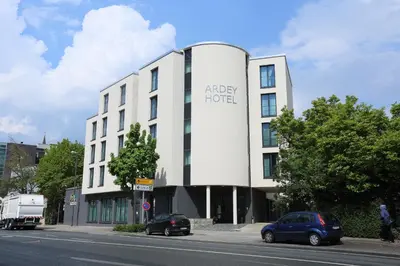 Das Gebäude in dem sich das Hotel befindet