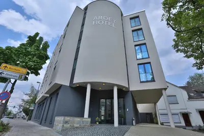 Das Gebäude in dem sich das Hotel befindet