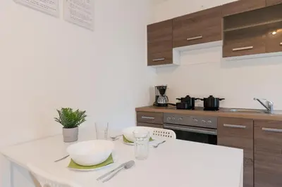 Küche/Küchenzeile in der Unterkunft T&K Apartments - 1-3 Zimmer Apartments - Essen