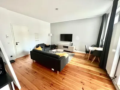 TV/Unterhaltungsangebot in der Unterkunft Vibehome Düsseldorf - Stresemannstraße