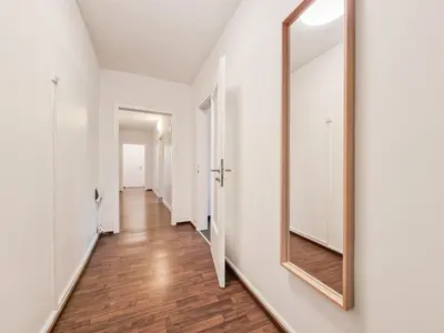 Grundriss der Unterkunft Tolstov Apartments - 1 or 3 Room Apartments - 30 Min Messe DUS