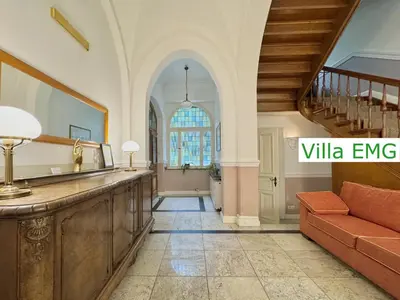 Grundriss der Unterkunft Luxus Ferienhaus Villa EMG Dortmund in Ennepetal, nah Düsseldorf, Köln mit Tennis Court, Garten, Kamin für Familien Gruppen bis 20 Personen
