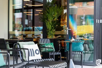 Ein Sitzbereich in der Unterkunft Residence Inn by Marriott Dortmund City