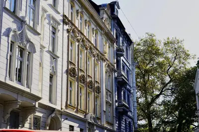 Das Gebäude in dem sich die Ferienwohnung befindet