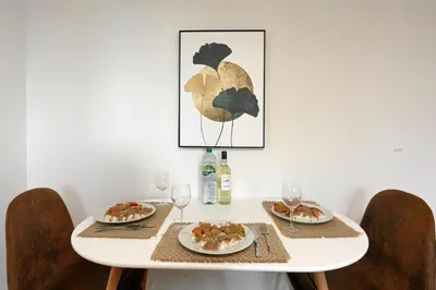 Getränke in der Unterkunft Stay&Dream - 75m² - Two Bedrooms - Kitchen - Netflix