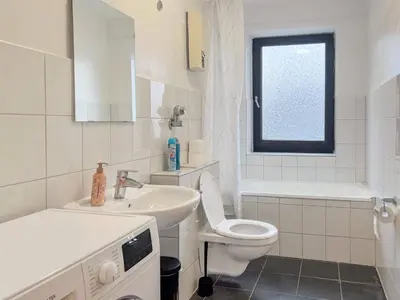 Ein Badezimmer in der Unterkunft T&K Apartments-Comfortable 2 and 3 room apartments in Oberhausen