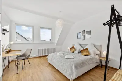 Ein Bett oder Betten in einem Zimmer der Unterkunft Mark 51-7 - Workplace - Netflix - Washer Dryer - Modern Design