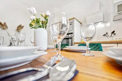 Küche/Küchenzeile in der Unterkunft Mark 51-7 - Workplace - Netflix - Washer Dryer - Modern Design