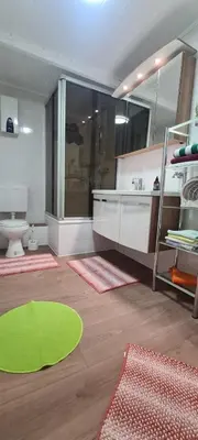 Ein Bett oder Betten in einem Zimmer der Unterkunft 3 Schlafzimmer &Wohnküche