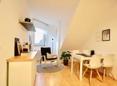 Grundriss der Unterkunft BEECH APARTMENT: MAISONETTE + FREE PARKING + NETFLIX