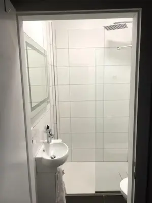 Ein Badezimmer in der Unterkunft JayBnB - Modern eingerichtetes Apartment zentral in Dortmund