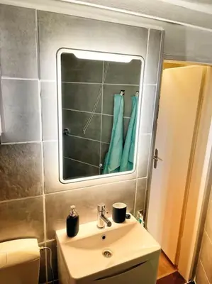 Ein Badezimmer in der Unterkunft Apartment nähe Flughafen DUS