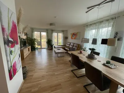 Ein Sitzbereich in der Unterkunft Helle Wohnung mit Balkon 120qm, 4Zimmer