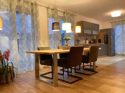 Grundriss der Unterkunft Helle Wohnung mit Balkon 120qm, 4Zimmer