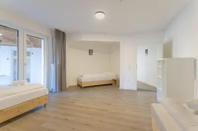 Ein Bett oder Betten in einem Zimmer der Unterkunft UNGLAUBLICHES ANGEBOT-Duisburg 4 Zimmer Apartment