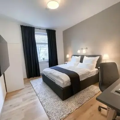 Modern Cozy apt. -with 2 TV