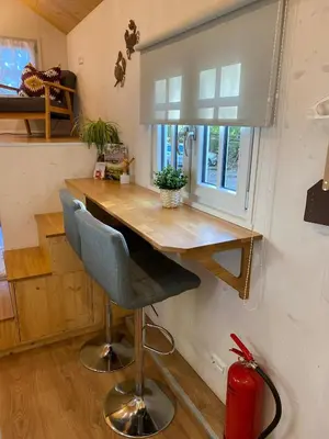 Küche/Küchenzeile in der Unterkunft Tiny House Lippe im PIER9 Tiny House Hotel