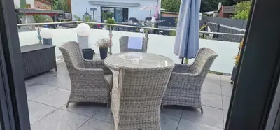 Ein Sitzbereich in der Unterkunft Ferienwohnung Sonnenschein