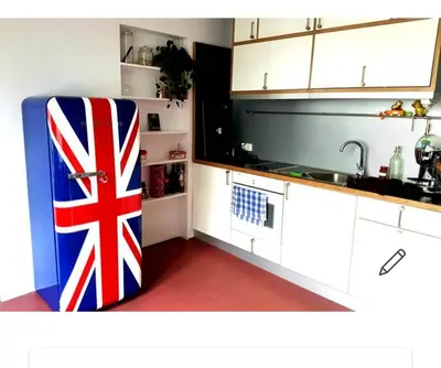 Küche/Küchenzeile in der Unterkunft Get-your-flat - Tiny Flat in Gründerzeithaus, super sweet, Kreuzviertel - 50 m2 EG Haustier auf Anfrage