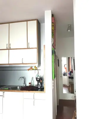 Küche/Küchenzeile in der Unterkunft Get-your-flat - Tiny Flat in Gründerzeithaus, super sweet, Kreuzviertel - 50 m2 EG Haustier auf Anfrage