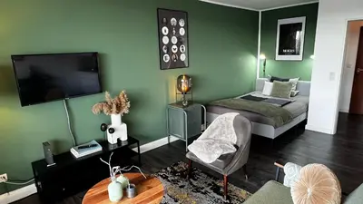 TV/Unterhaltungsangebot in der Unterkunft BOSTEL 54 - Apartment, Altstadt, Aufzug, Hunde willkommen