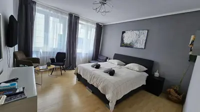 Ein Bett oder Betten in einem Zimmer der Unterkunft Top Central Stay - Cozy Bedroom & Kitchen in the Heart of the City and Hauptbahnhof
