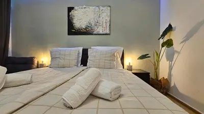 Ein Bett oder Betten in einem Zimmer der Unterkunft Top Central Stay - Cozy Bedroom & Kitchen in the Heart of the City and Hauptbahnhof