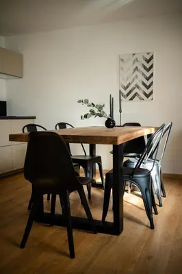 Grundriss der Unterkunft Oldtown Studio Apartment with 2 Bathrooms