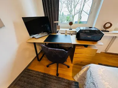 TV/Unterhaltungsangebot in der Unterkunft stilvoll-mit Balkon- zentral - Netflix-Nespresso