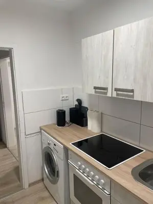 Küche/Küchenzeile in der Unterkunft Große Apartment mit kostenlosen Parkplätze AVD 2
