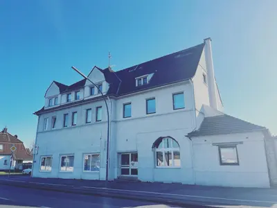 Das Gebäude in dem sich die Ferienwohnung befindet