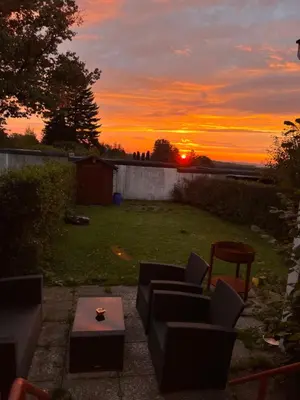 Blick auf den Sonnenuntergang/Sonnenaufgang von der Ferienwohnung aus oder aus der Nähe