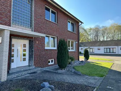 Das Gebäude in dem sich die Ferienwohnung befindet