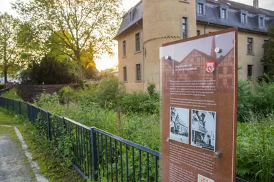 Ein Garten an der Unterkunft Gasthaus Benke, Fachwerkhaus in Westfalen