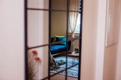 Ein Sitzbereich in der Unterkunft Green & Modern - City - Netflix - WiFi - 2 Person