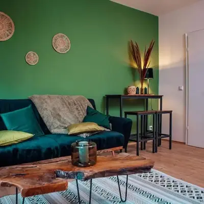 Green & Modern - City - Netflix - WiFi - 2 Person