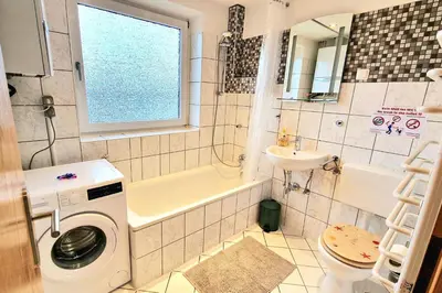 Ein Badezimmer in der Unterkunft -CS24- 2 rooms apartment with balcony - HA05